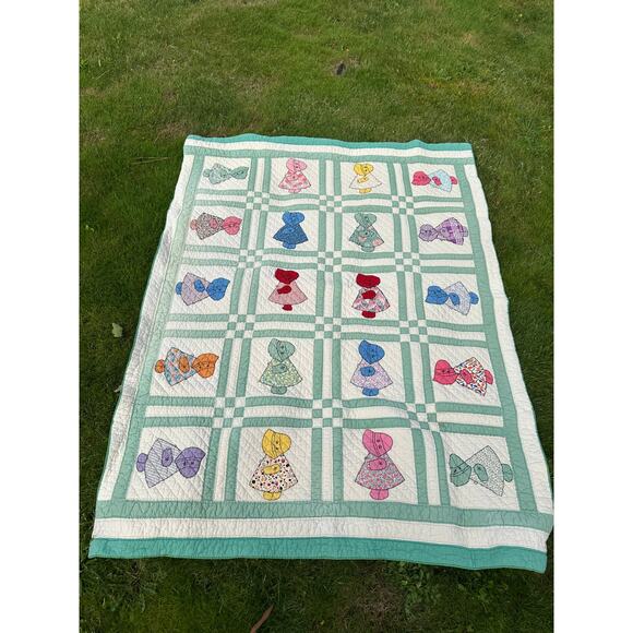 Vintage Quilt 30-40s Era Feedsack Applique Sun Bonnet Sue Farmhouse Cottagecore - Picture 5 of 5